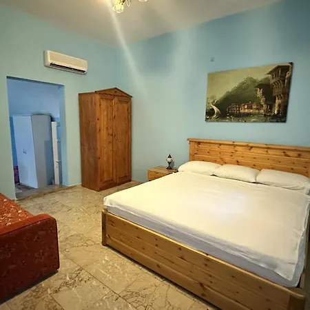 Bahaus فندق داليان