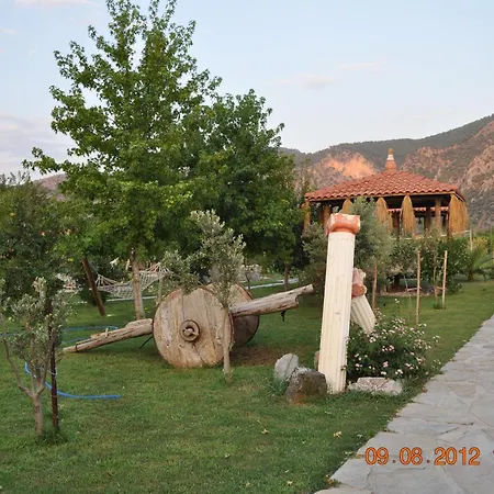 فندق Bahaus 4*