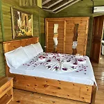 Bahaus Hotel 5*