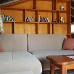 Bahaus 5*