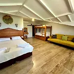 Bahaus Hotel