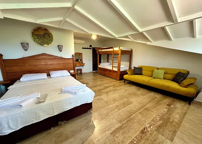 Bahaus Hotel